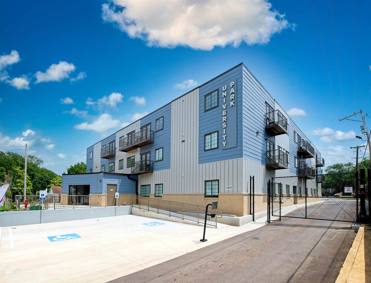 3637 Park Ave - Photo 1