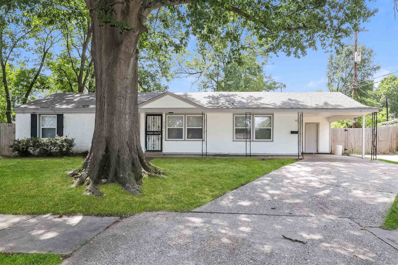 965 Elizabeth Ln - Photo 1