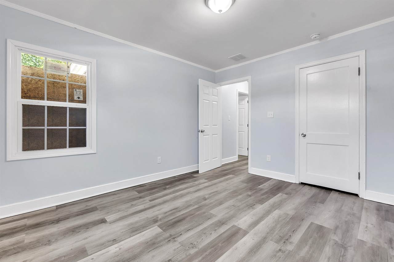 1682 Pendleton St - Photo 1