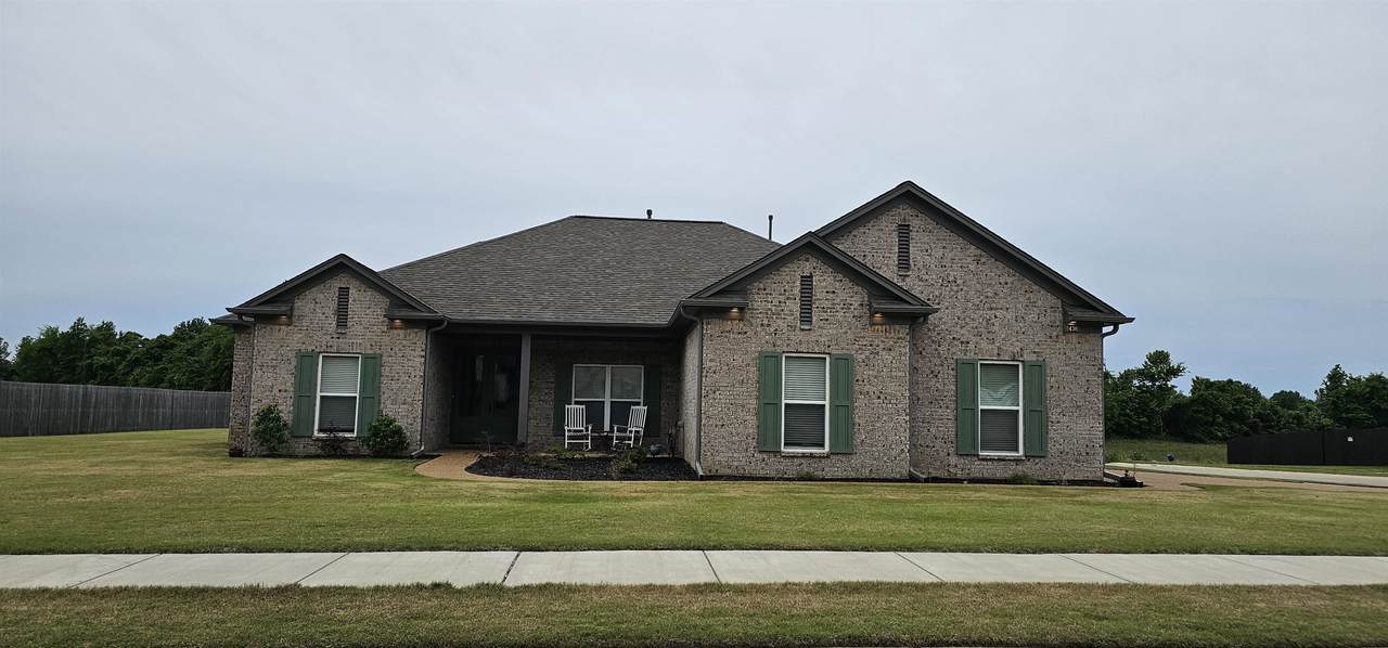 436 George Ellis Dr - Photo 1