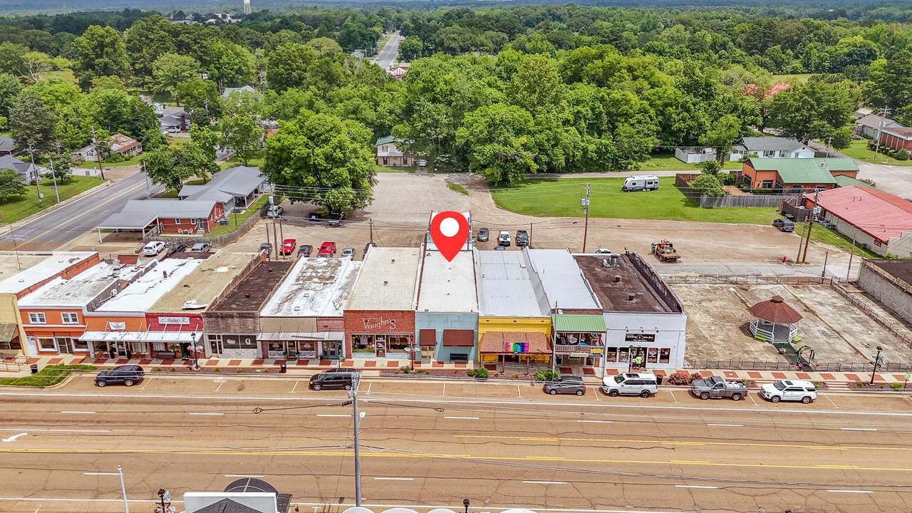 126 Main St - Photo 1