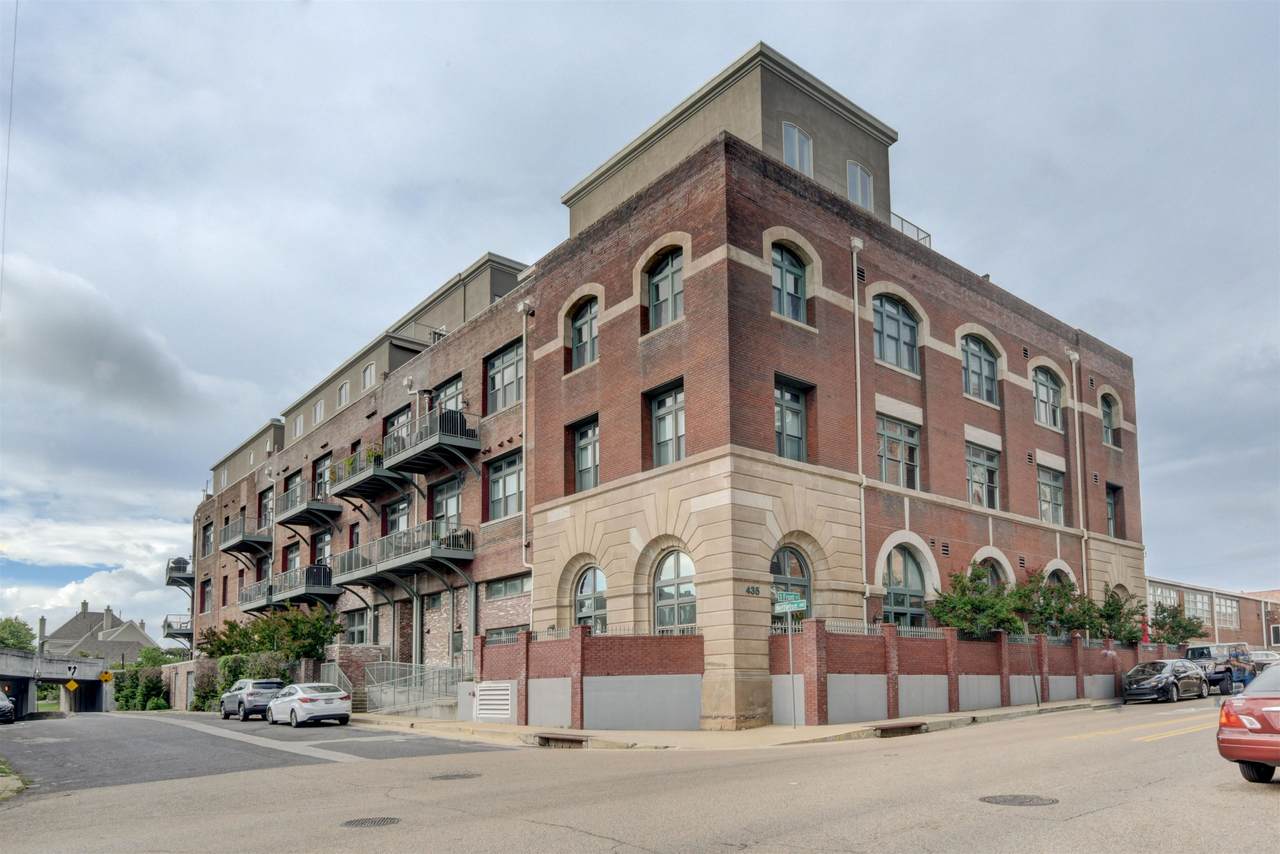 435 Front St - Photo 1