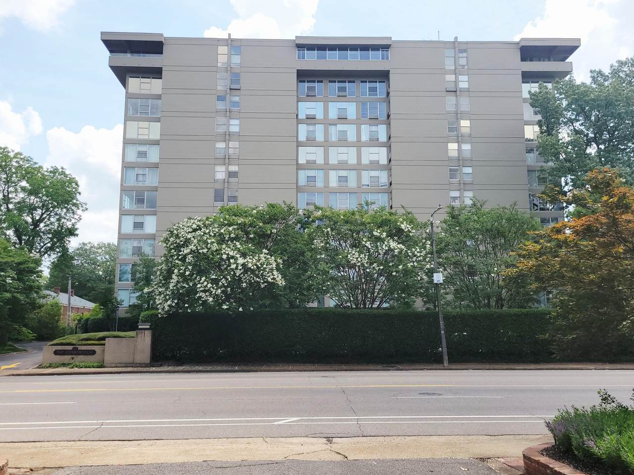 232 Highland St - Photo 1