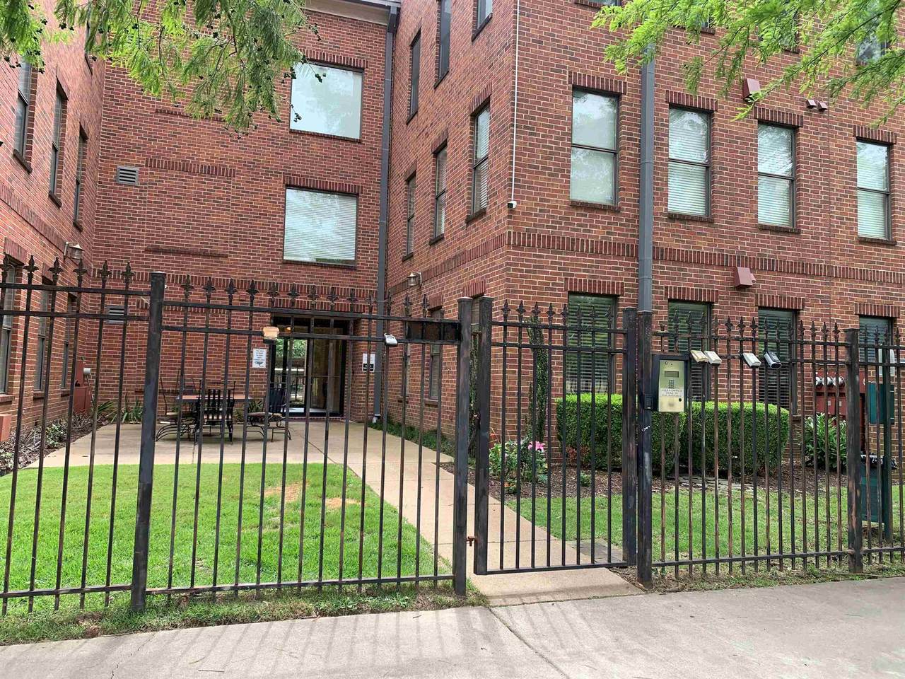 721 Litty Ct - Photo 1