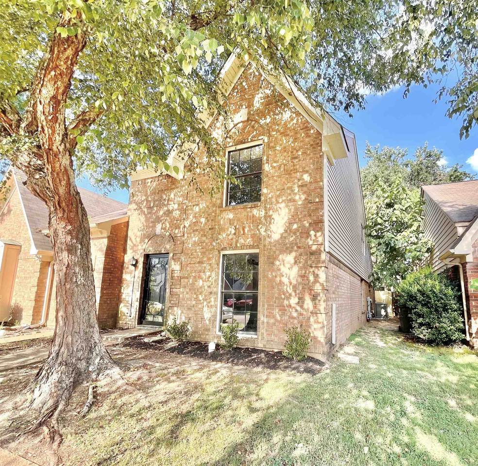 1646 Oaken Bucket Dr - Photo 1