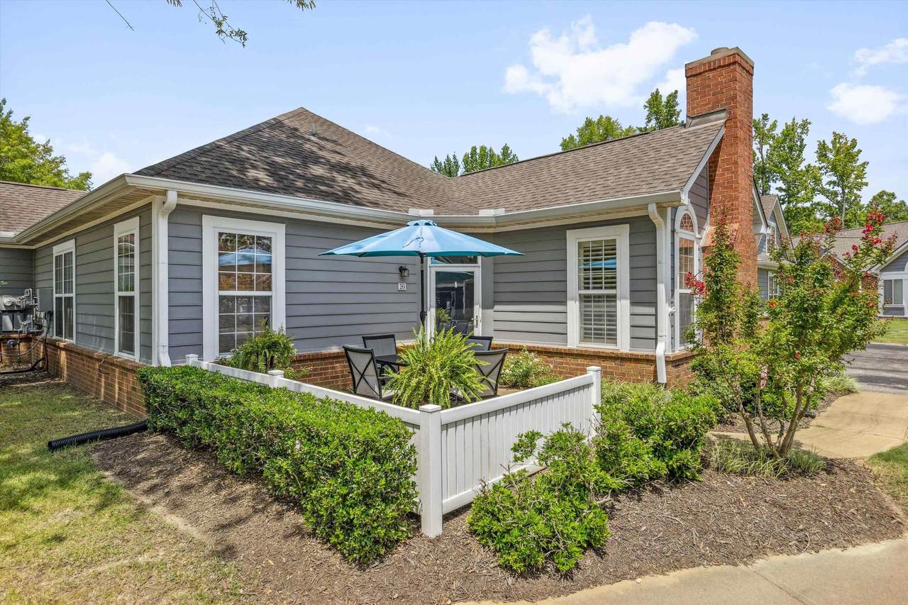 283 Oak Club Ln - Photo 1