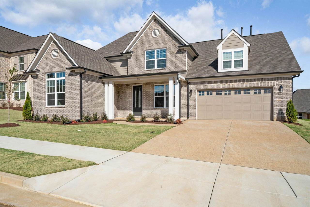 512 Mount Ivy Dr - Photo 1