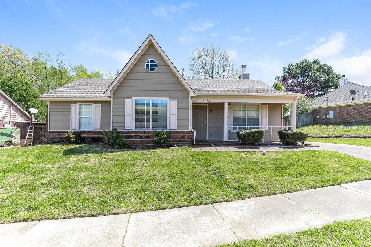 4072 Angelace Dr - Photo 1