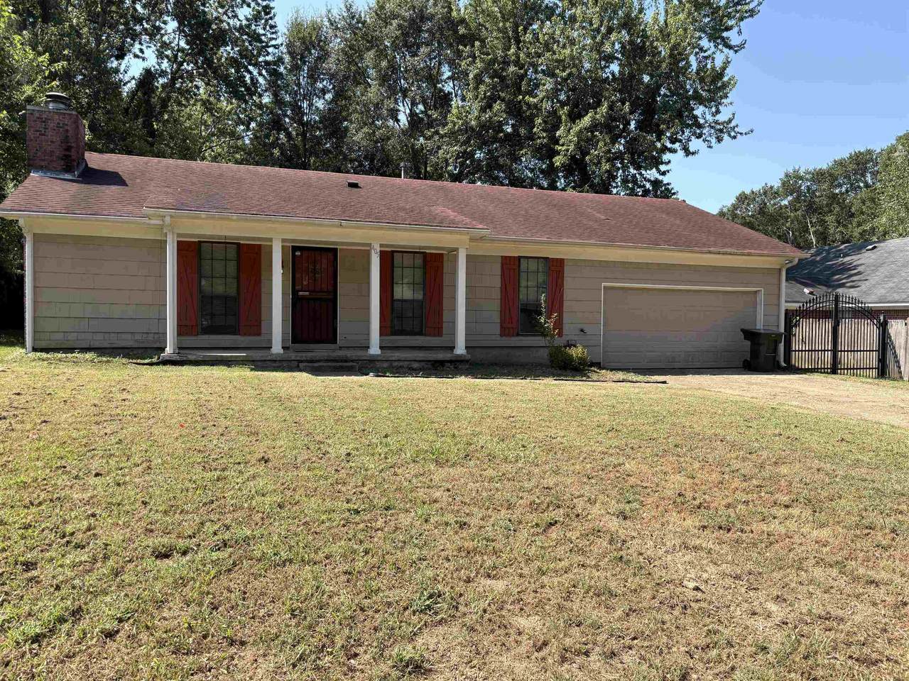 405 Bouldincrest Ave - Photo 1