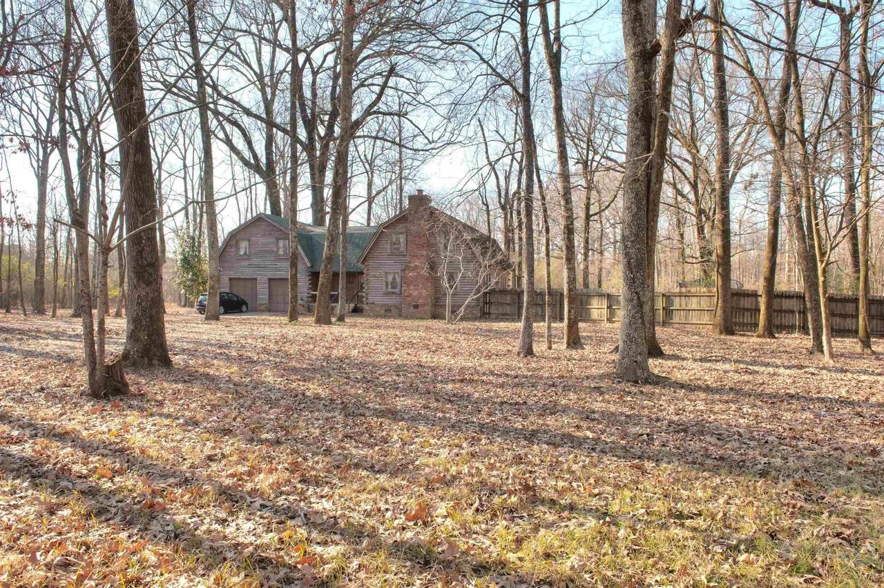 635 Sycamore Rd - Photo 1