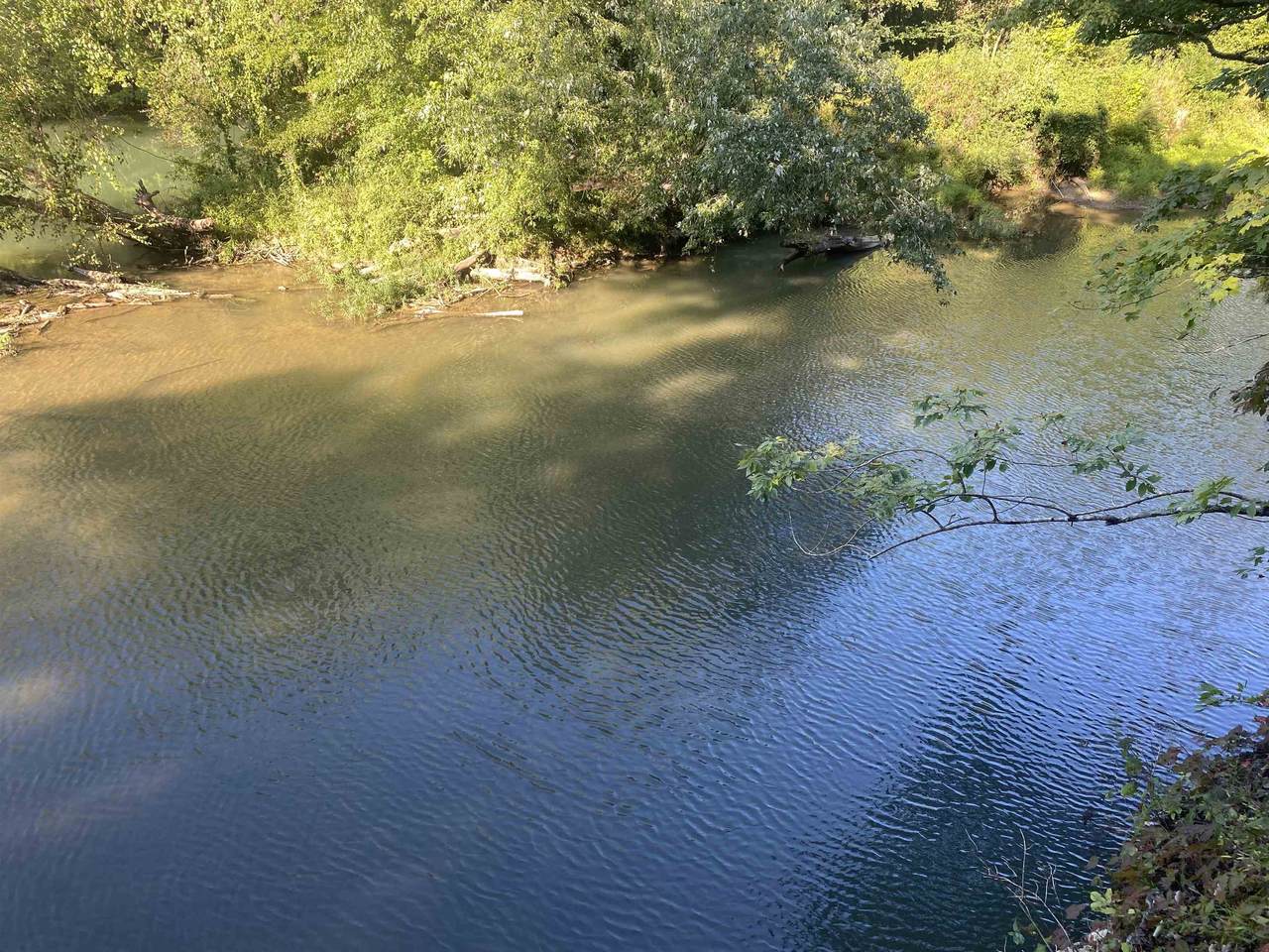 https://bt-photos.global.ssl.fastly.net/memphis/1280_boomver_1_10204604-2.jpg