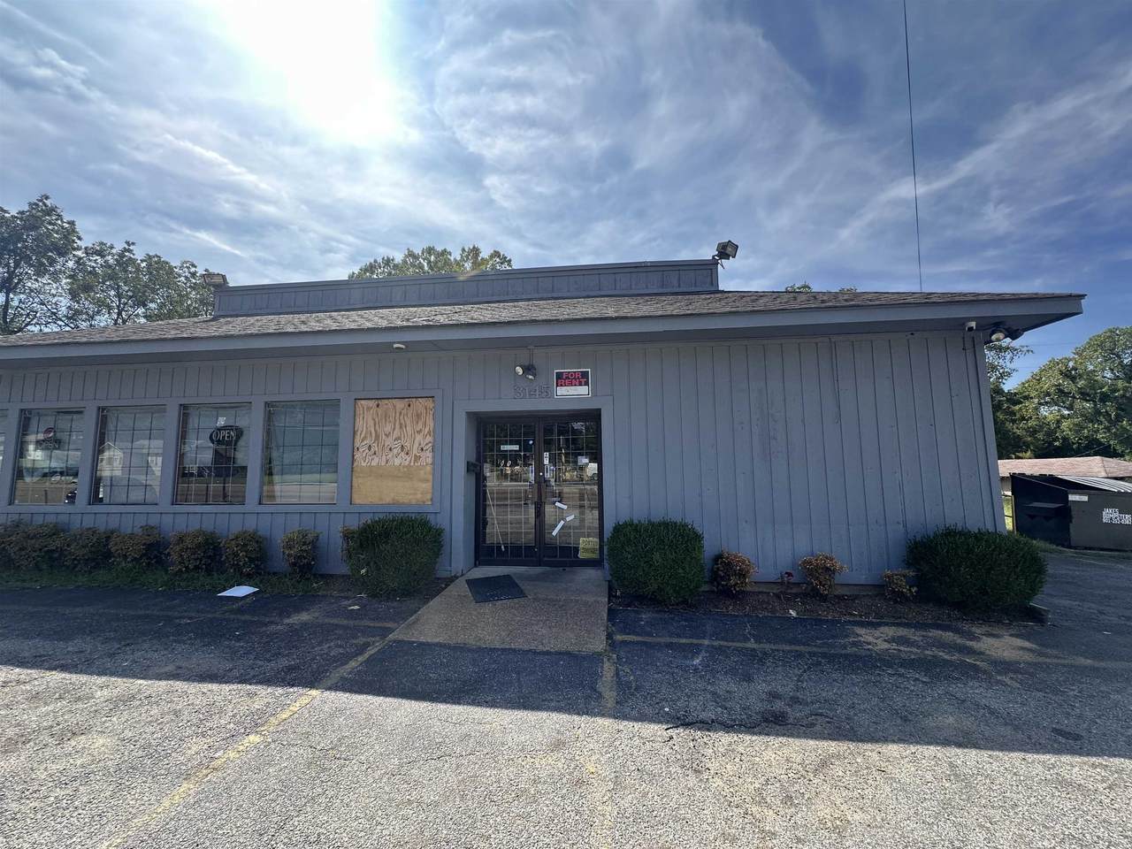 3145 Watkins St - Photo 1