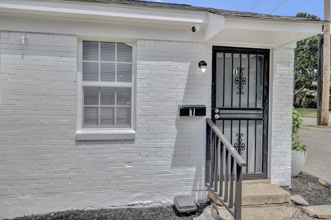 2966 Yale Ave - Photo 1