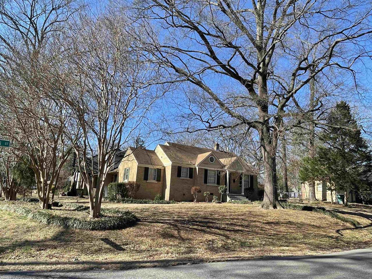 885 Echles Ln - Photo 1