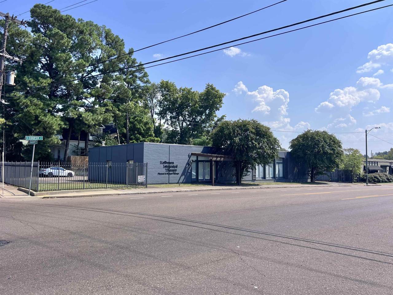 612 Cooper St - Photo 1