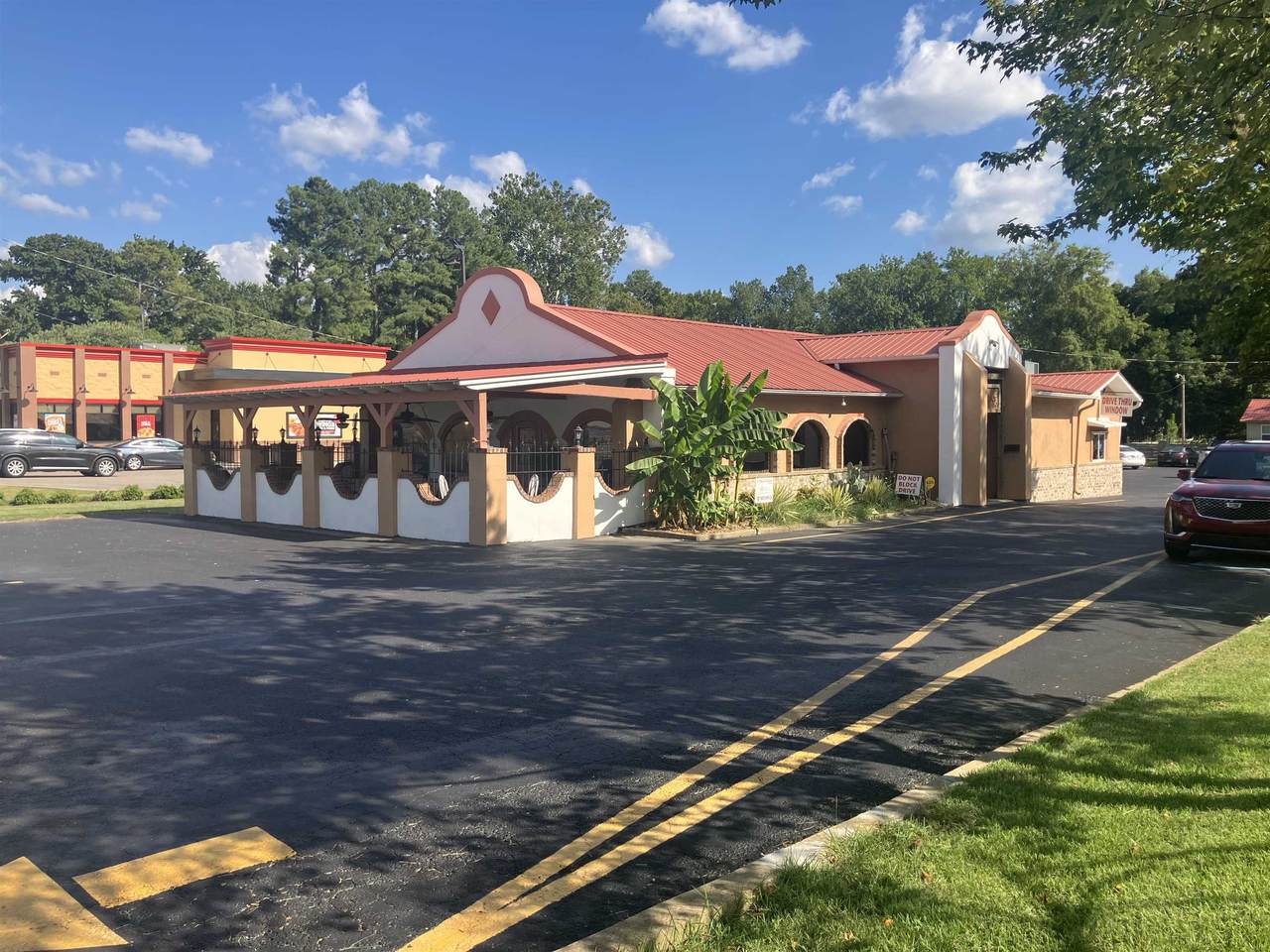 500 Main St - Photo 1