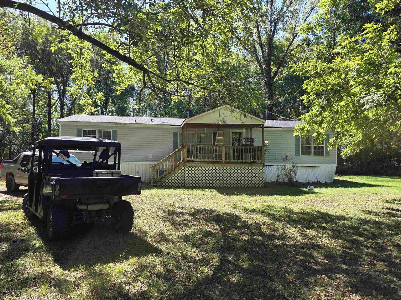 949 Woodlawn Rd - Photo 1