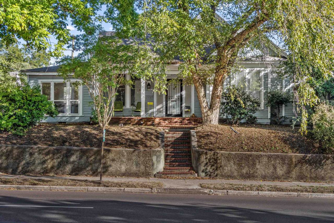 2282 Central Ave - Photo 1