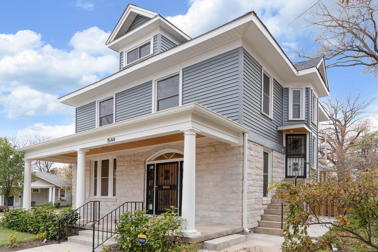 1544 Court Ave - Photo 1