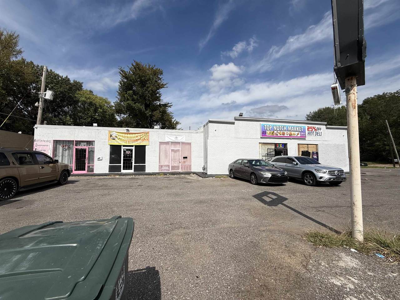 3020 Park Ave - Photo 1