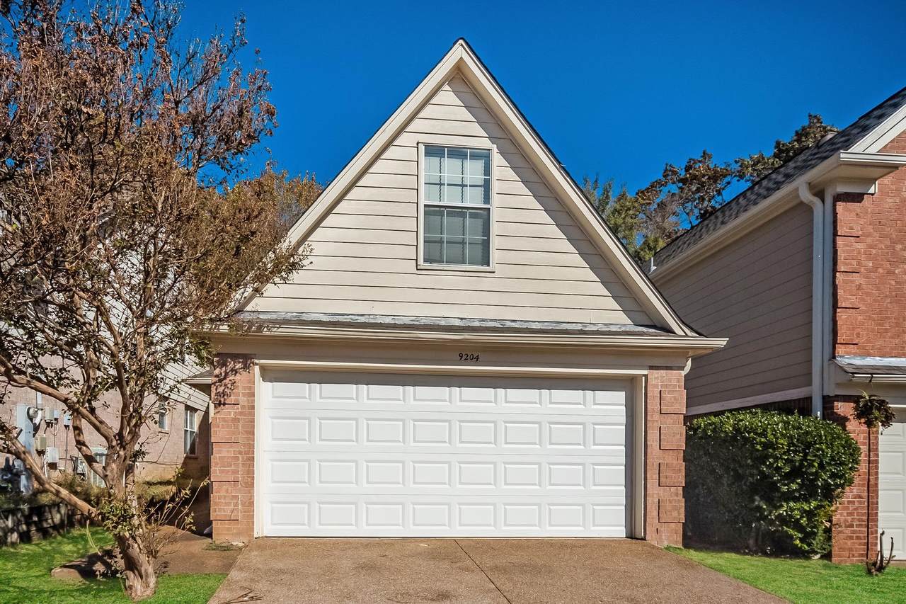 9204 Lazzini Cv - Photo 1