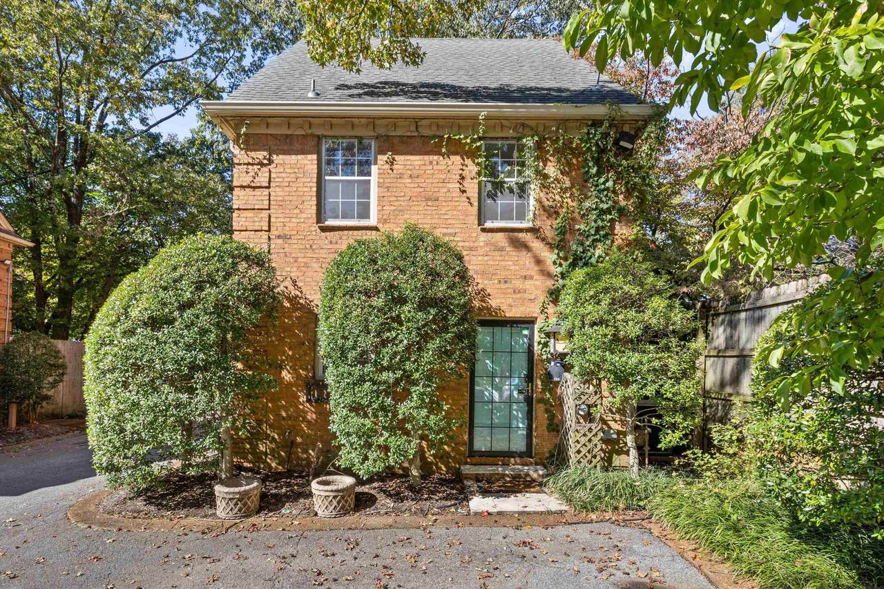 254 Lombardy Pl - Photo 1