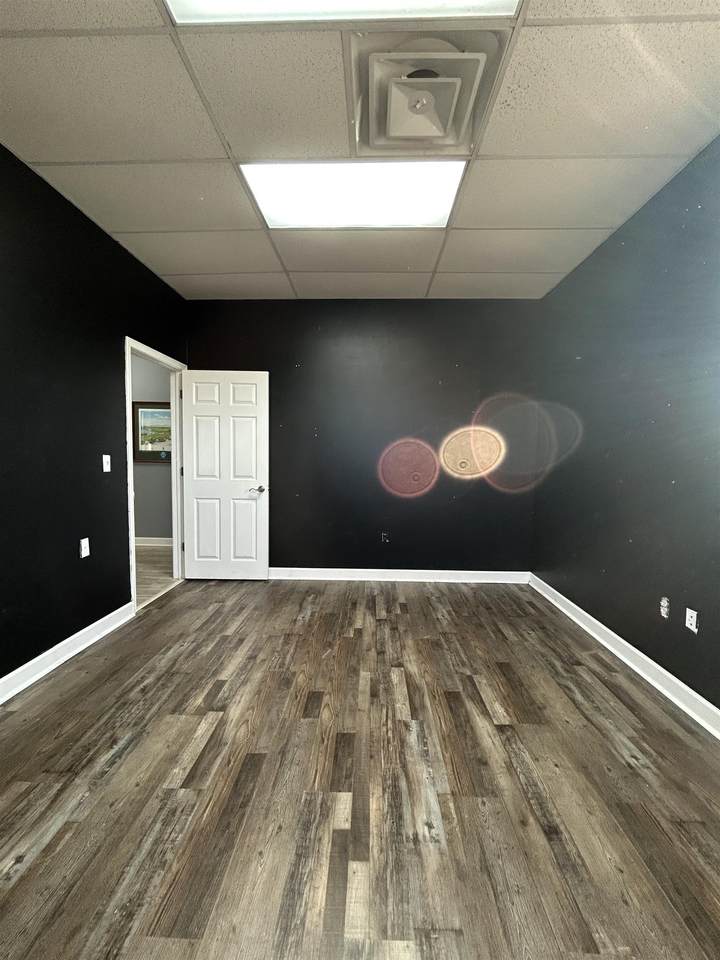 3205 Kirby Whitten Rd - Photo 1