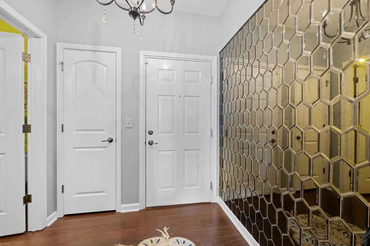 721 Litty Ct - Photo 1