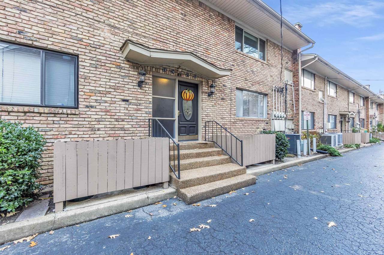 4400 Poplar Ave - Photo 1