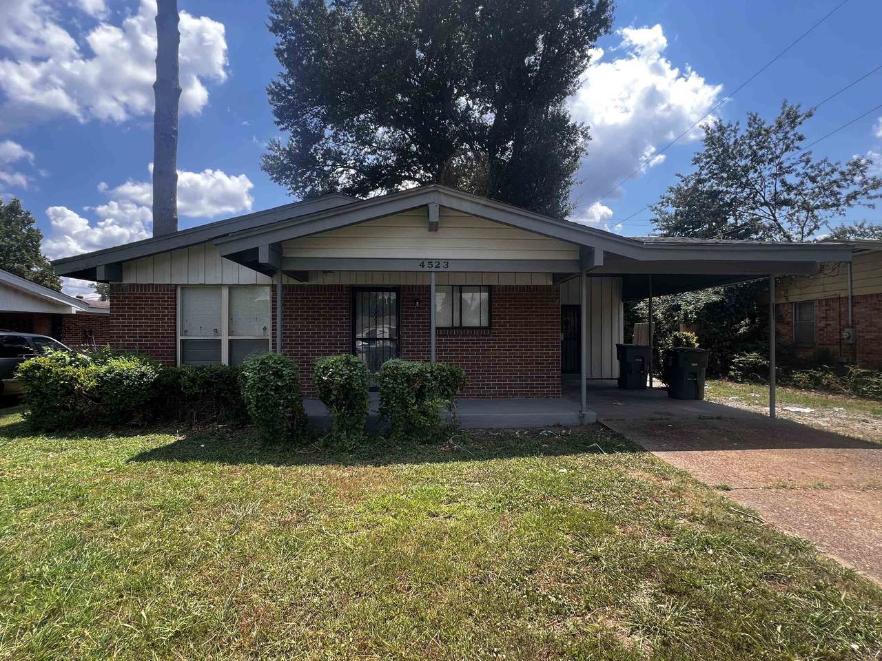 4523 Lawrence Rd - Photo 1