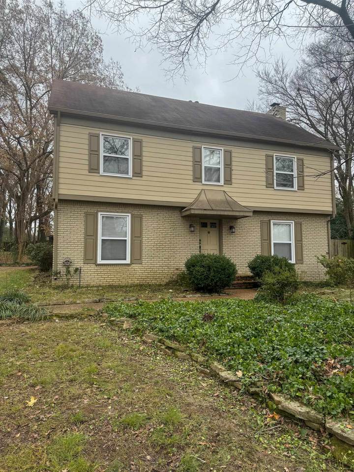 2852 Leesburg Dr - Photo 1