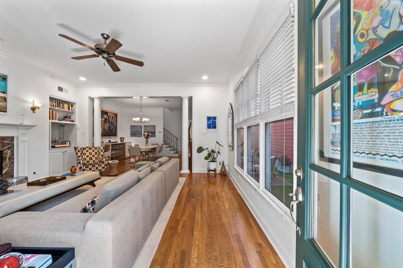 556 Rienzi Dr - Photo 1