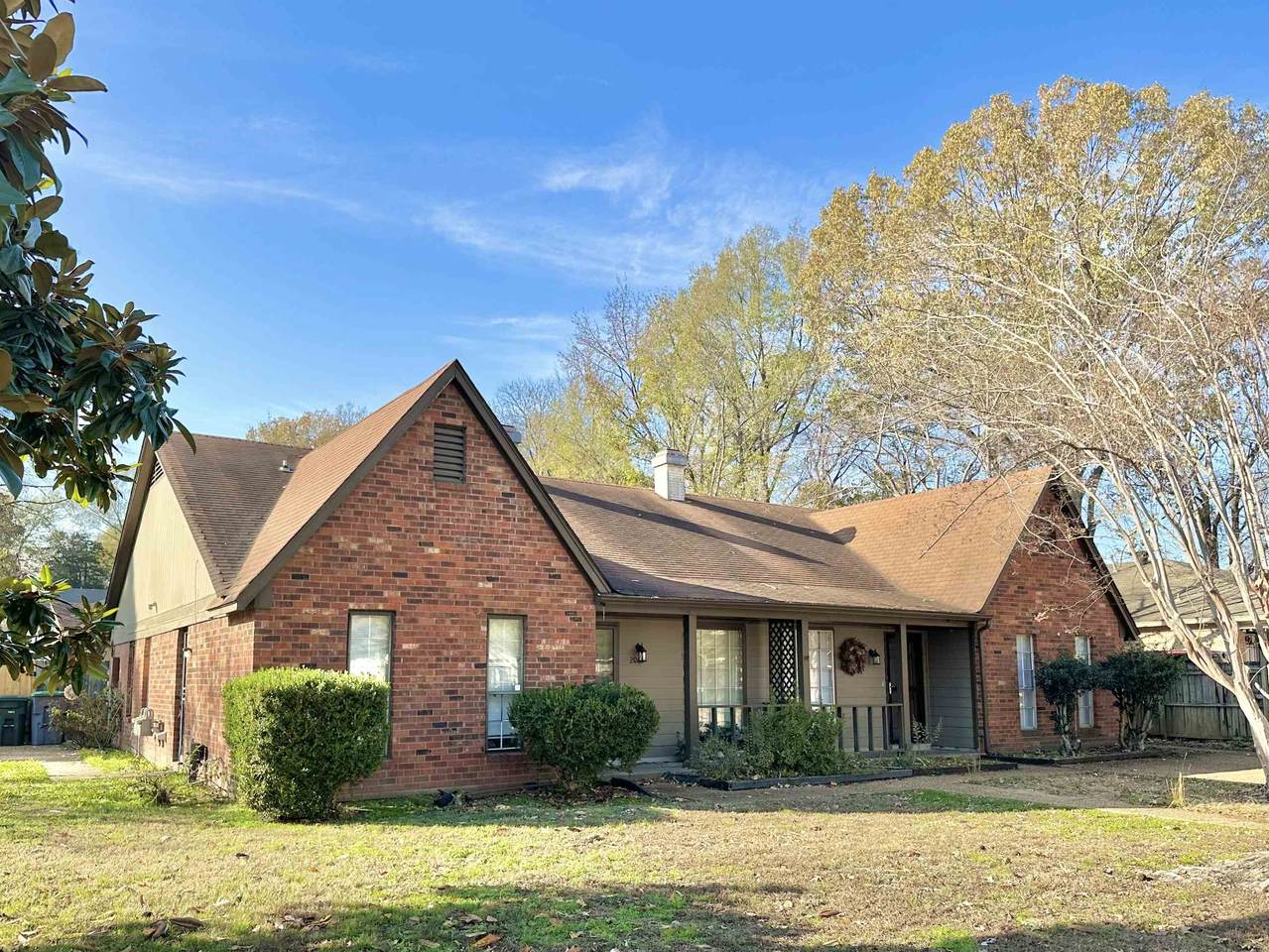 2065 Goldbrier Ln - Photo 1