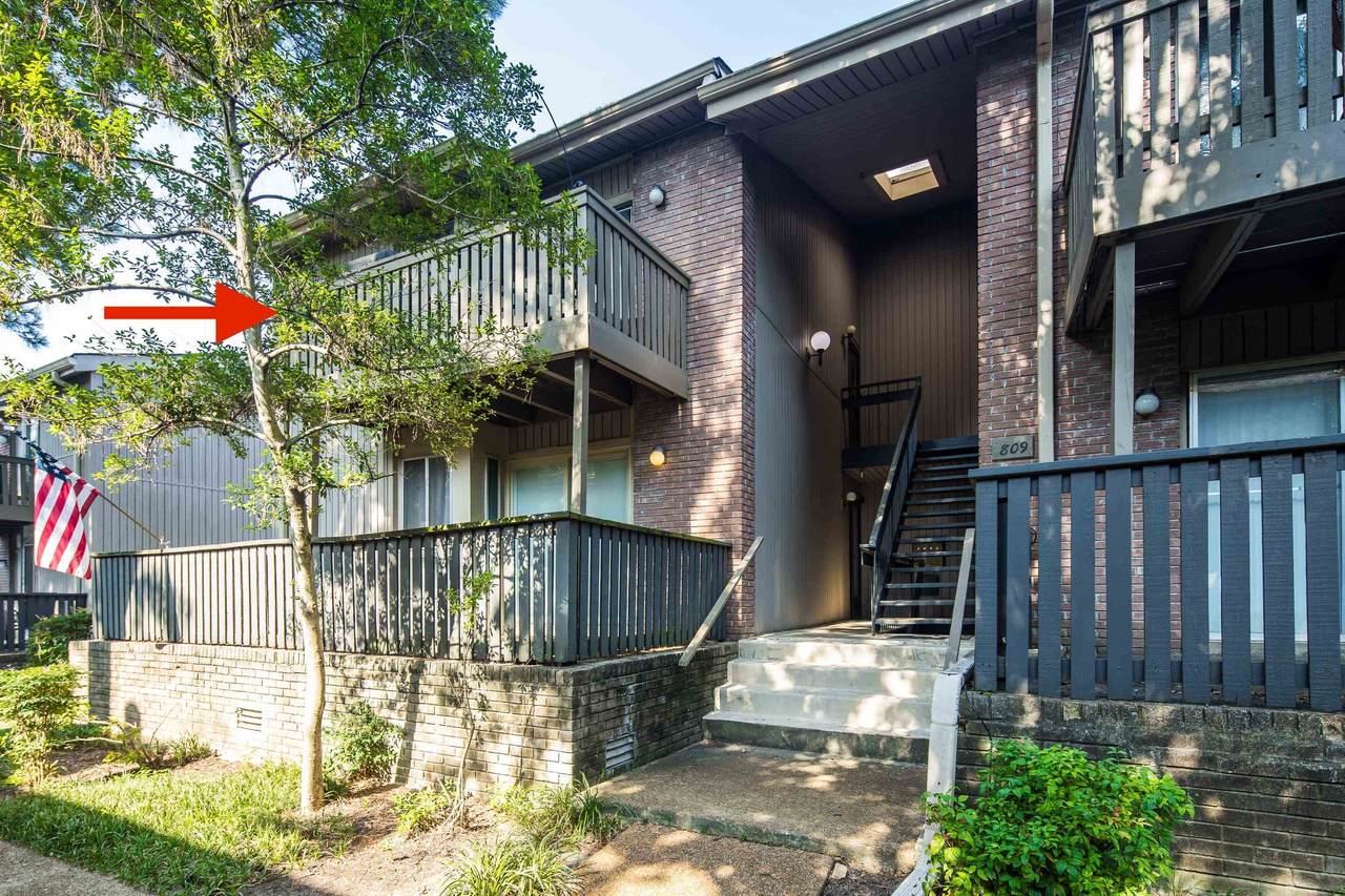 809 Merrywood Dr - Photo 1