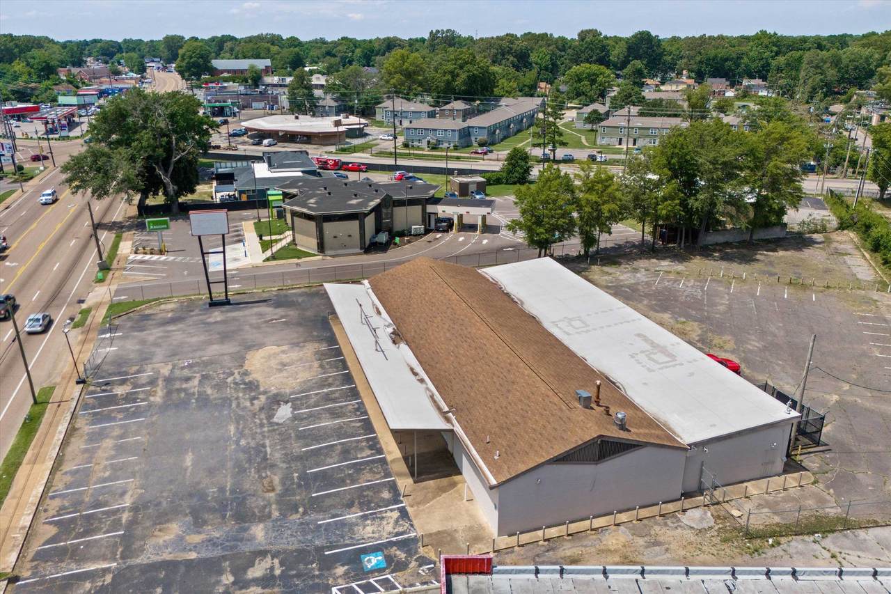 2802 Lamar Ave - Photo 1