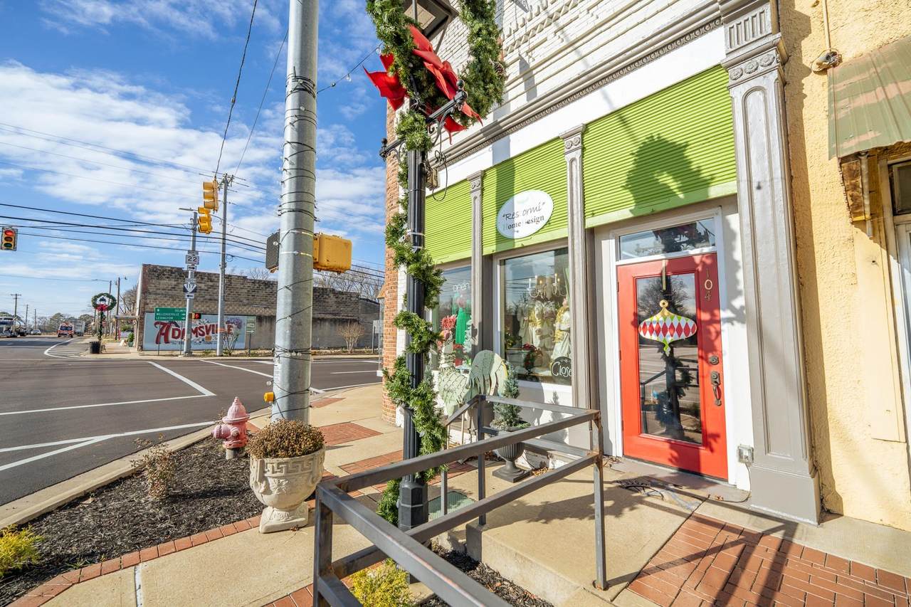 104 Main St - Photo 1