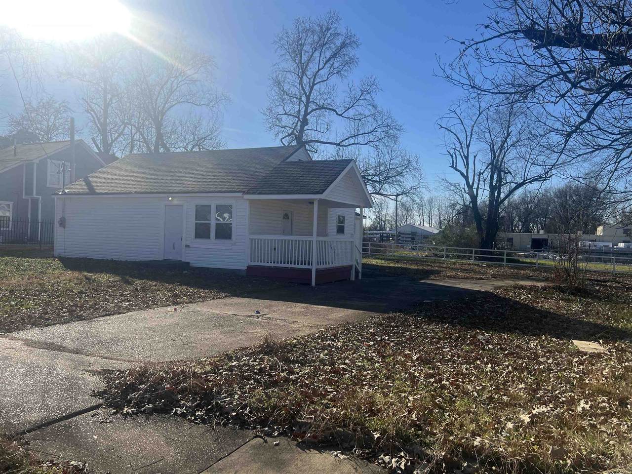 2015 Charjean Rd - Photo 1