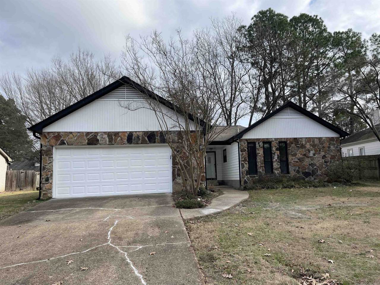 2184 Wilderness Cv - Photo 1