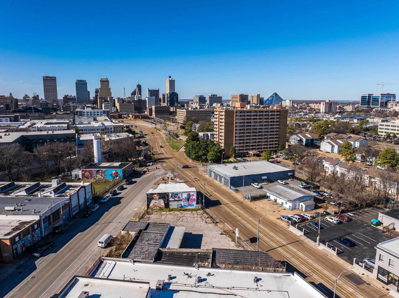 619 Madison Ave - Photo 1