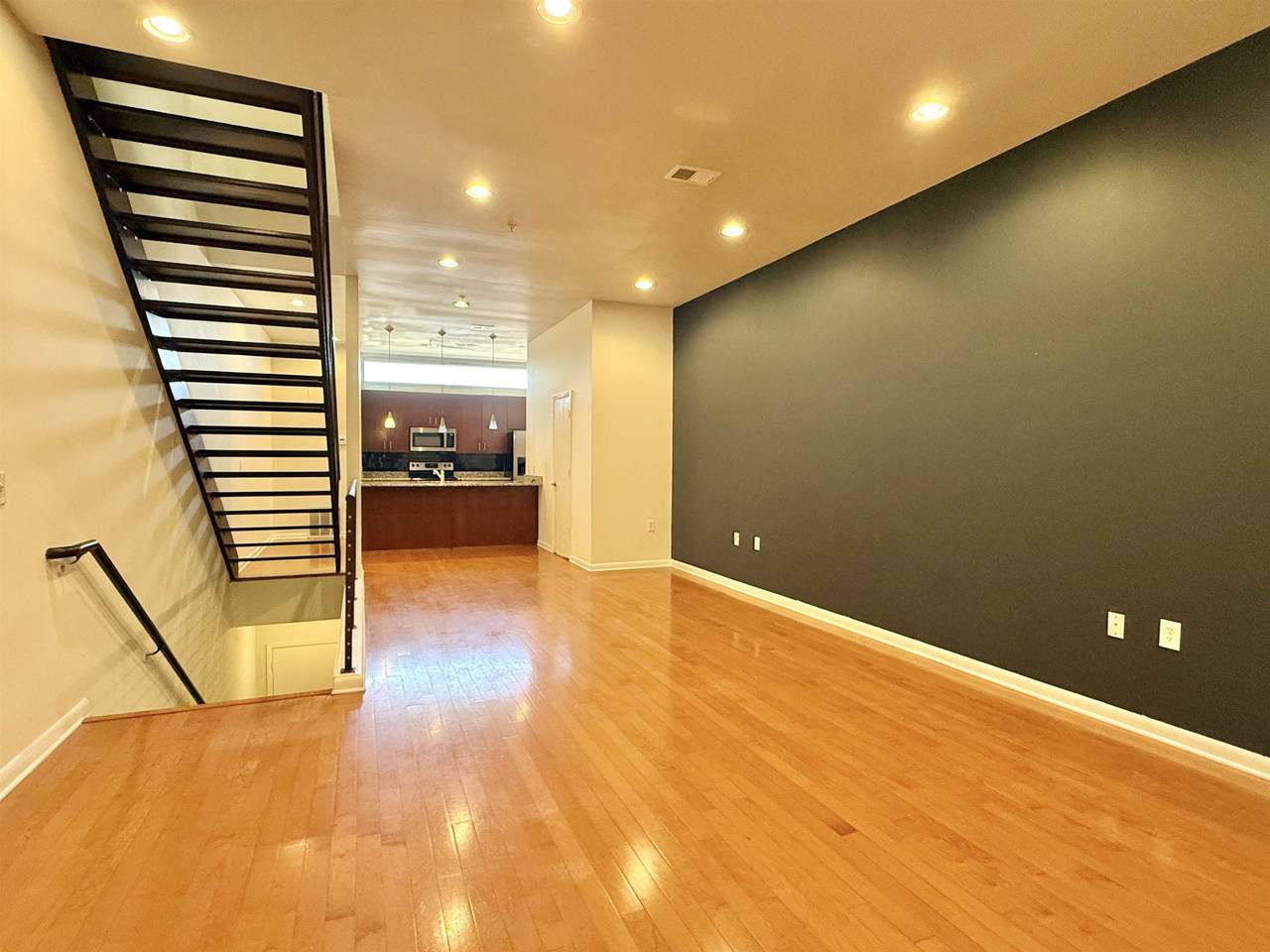 449 Monroe Ave - Photo 1