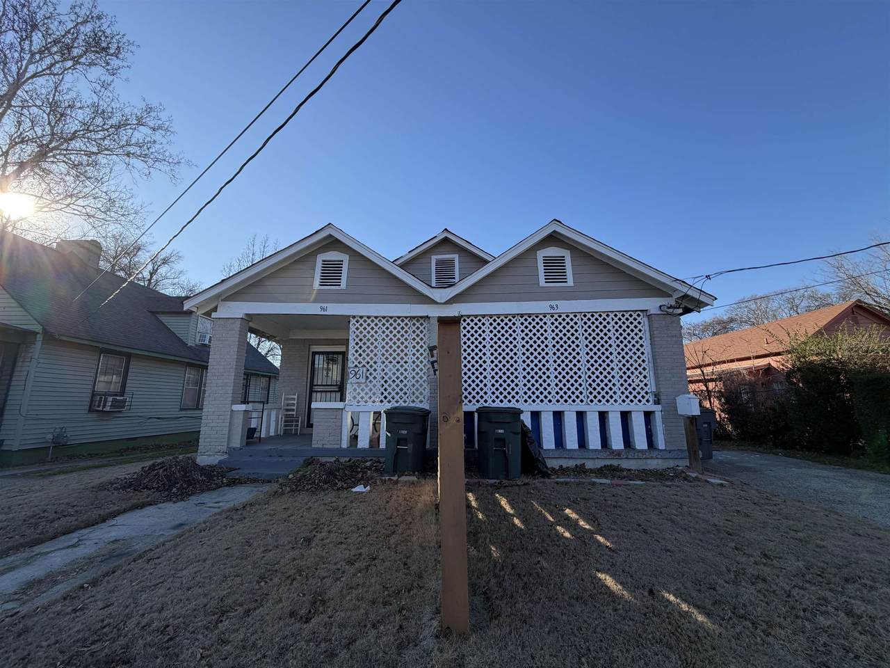 961 Dunlap St - Photo 1