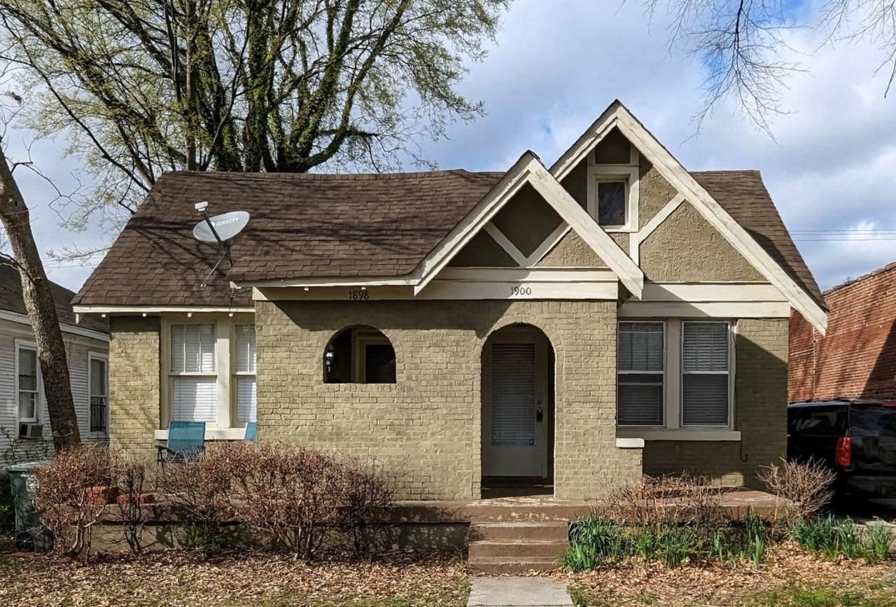 1898 Nelson Ave - Photo 1