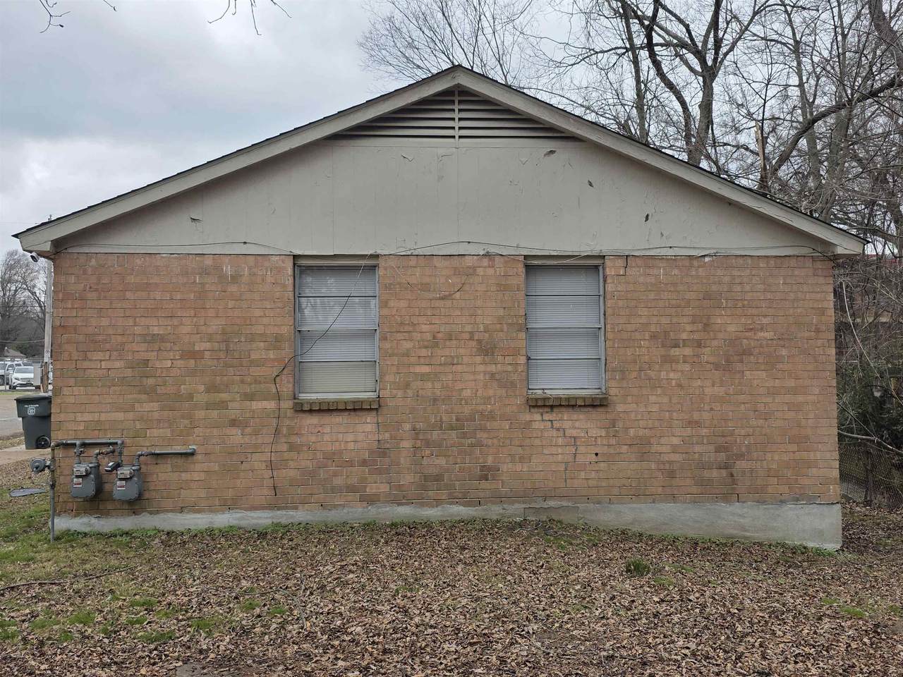 https://bt-photos.global.ssl.fastly.net/memphis/1280_boomver_1_10214840-2.jpg
