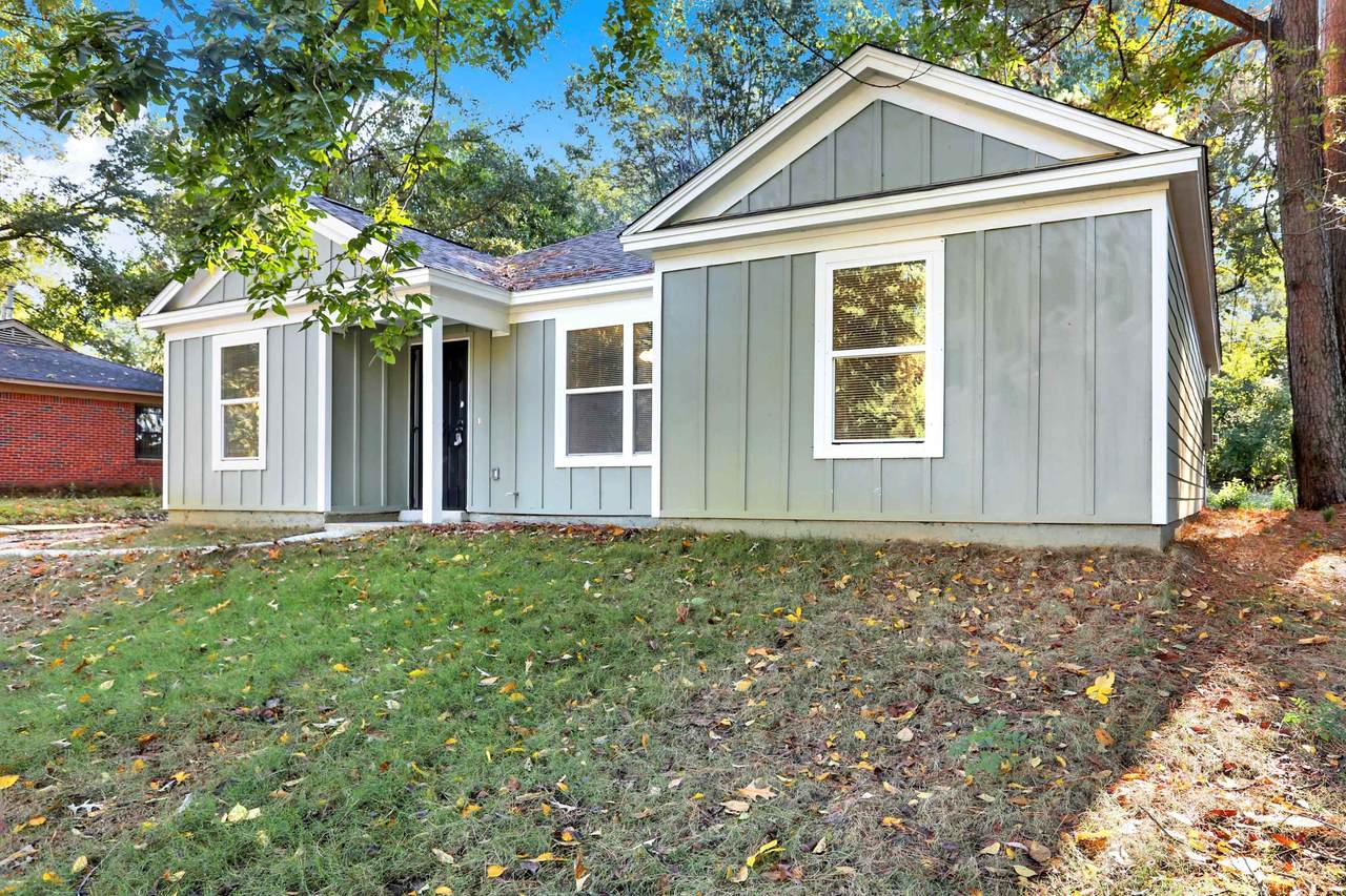 4489 Beacon Hill Dr - Photo 1