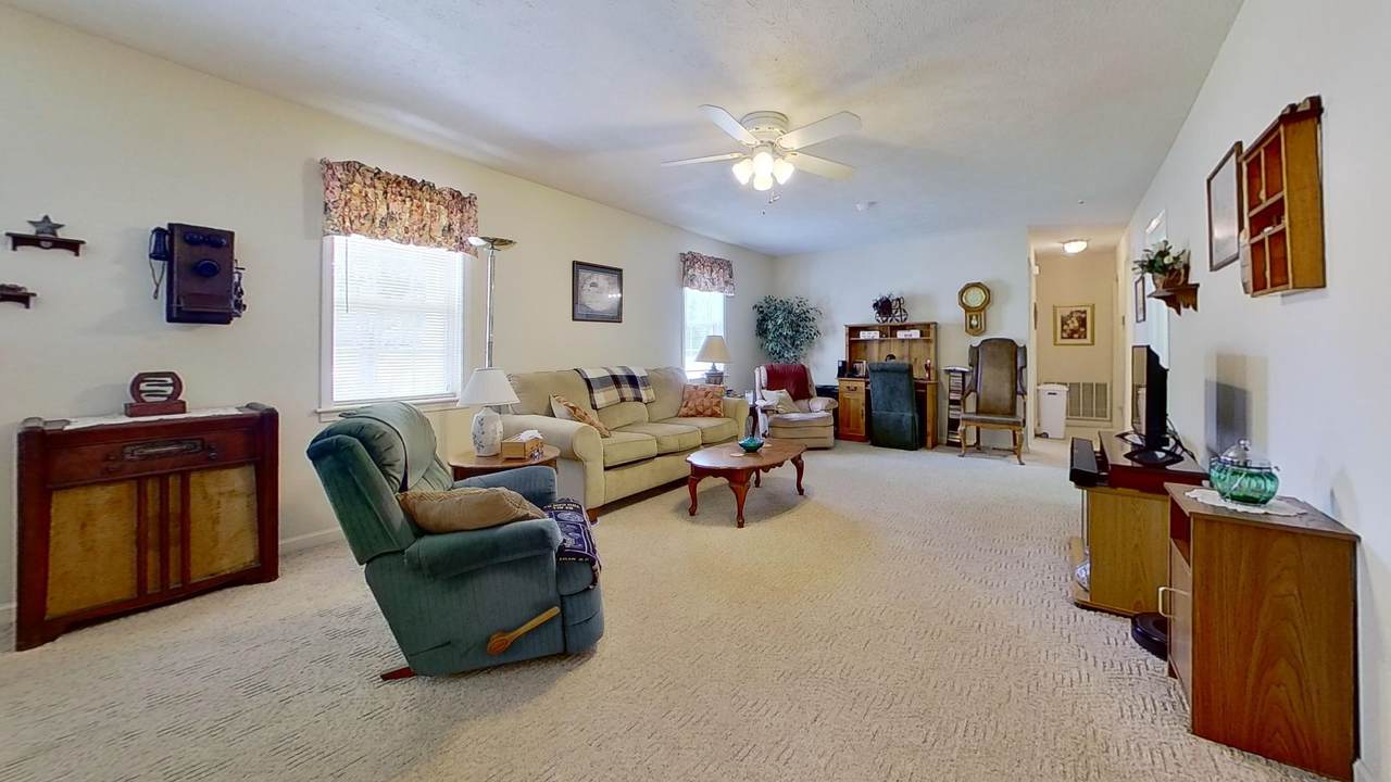https://bt-photos.global.ssl.fastly.net/memphis/1280_boomver_1_10215679-2.jpg