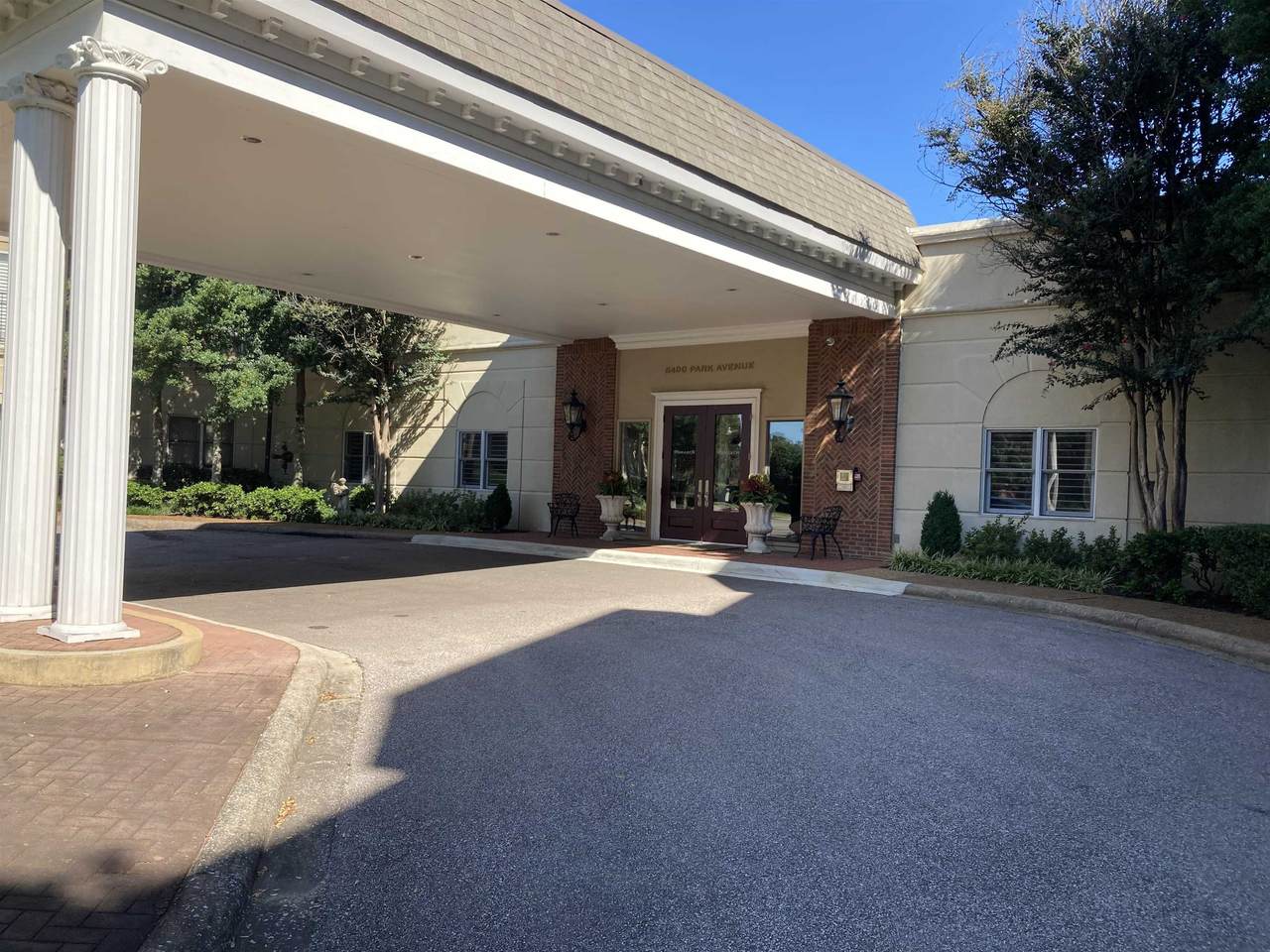 5400 Park Ave - Photo 1