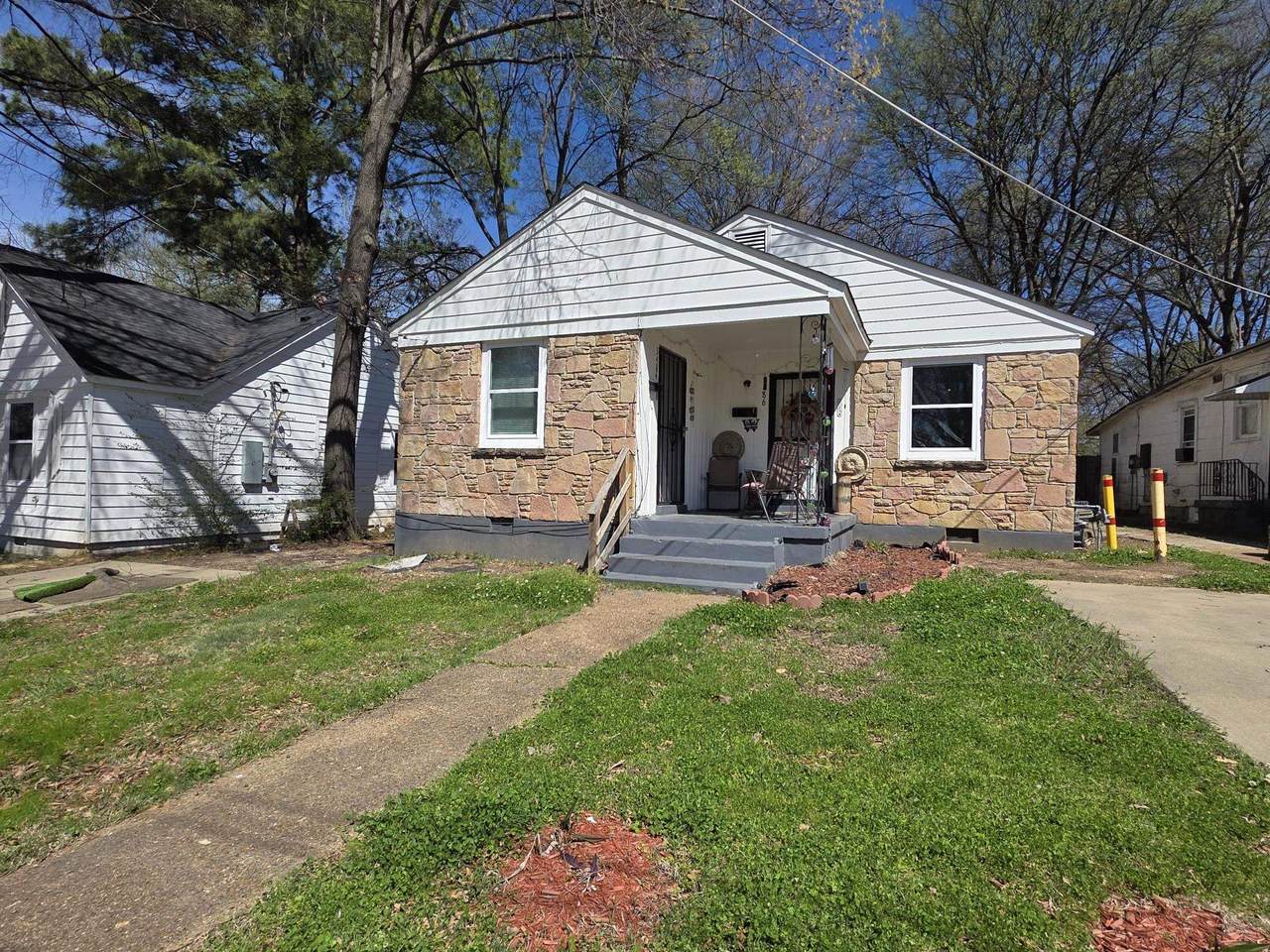 3484 Vernon Ave - Photo 1