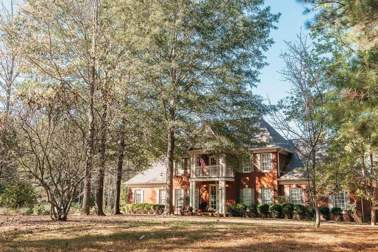 565 Schaeffer Loop - Photo 1