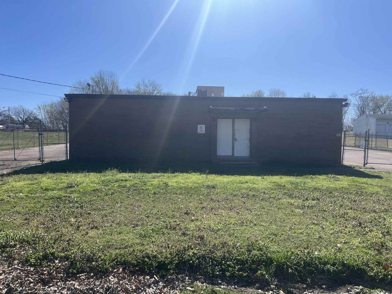 359 Jefferson St - Photo 1