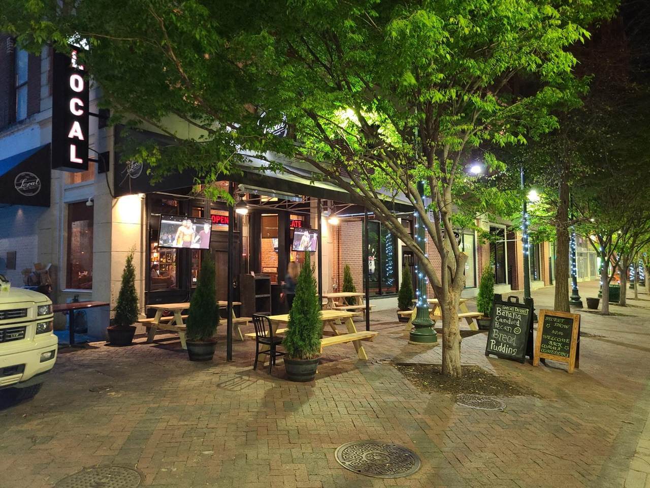 https://bt-photos.global.ssl.fastly.net/memphis/1280_boomver_1_10217974-2.jpg